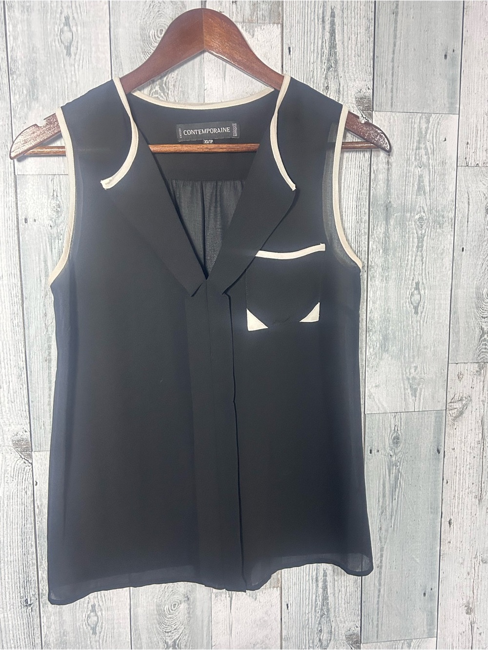 Contemporaine Simons XS Black Ivory Sleevless Blouse Quiet Luxury Preppy Classic